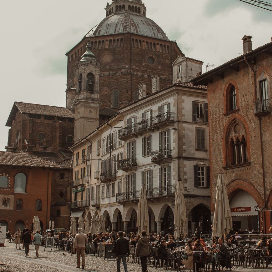 DIE ENTDECKUNG VON OLTREPO PAVESE